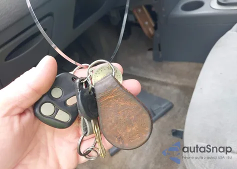 2005 Saturn Ion 3 from USA, damaged, VIN 1G8AL52F45Z130063